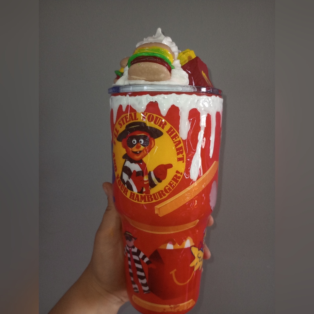McDonald's 3d tumbler! - Picture 5 of 5